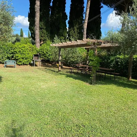 Poloturisticoumbria Al Con Piscina * Пассиньяно-суль-Тразимено